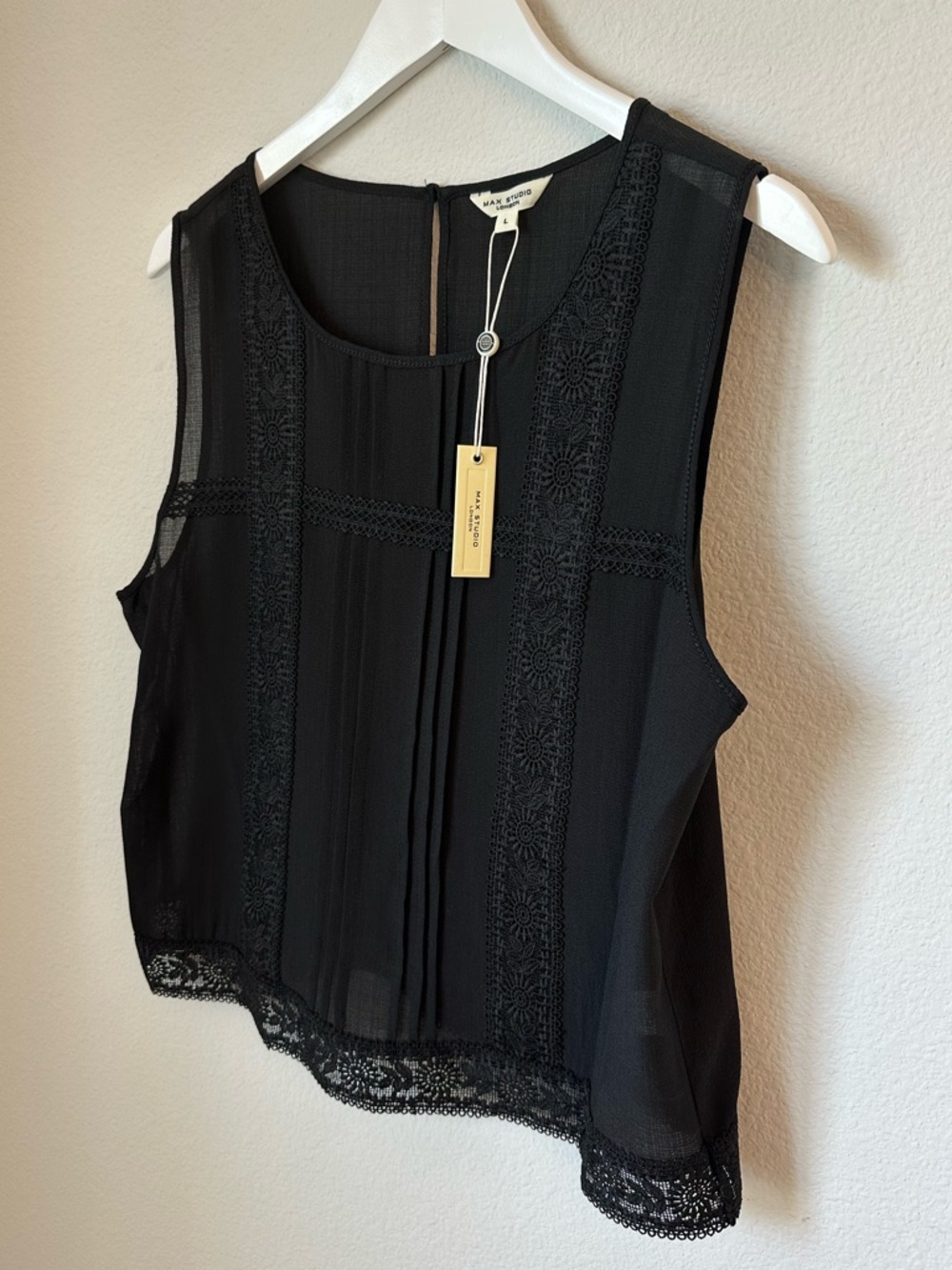 New! MAX STUDIO Pintucked Floral Lace Sheer Tank - Picture 5 of 16